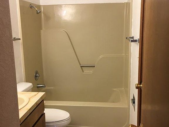 5th image of 1704 Alder St