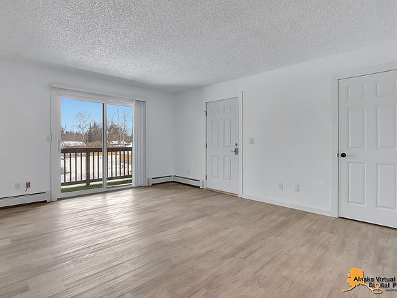 4th image of 3408 Woodland Park Dr APT 1