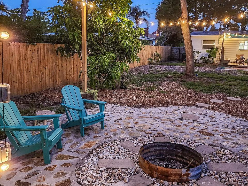 1st image of 7225 Grevilla Ave S