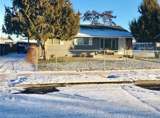865 S Grand Dr, Moses Lake, WA 98837