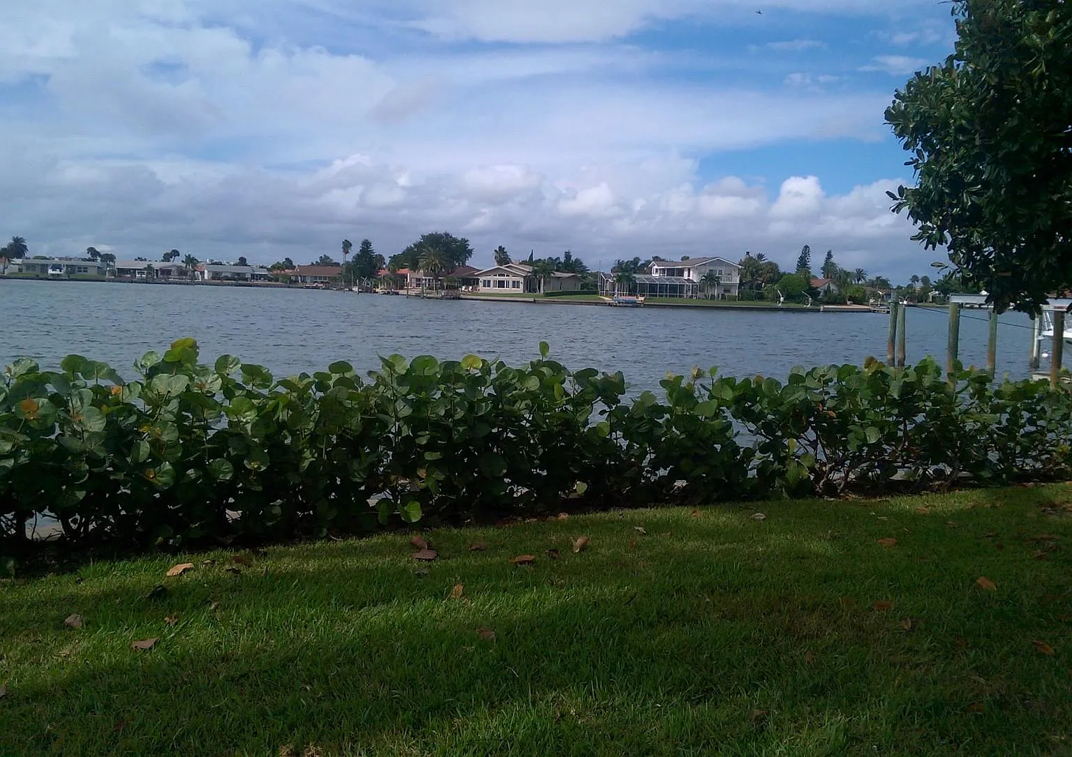 3 bed, 1834 sqft, $5,950 — Photo 4
