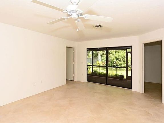 4th image of 3475 Wilkinson Woods Dr
