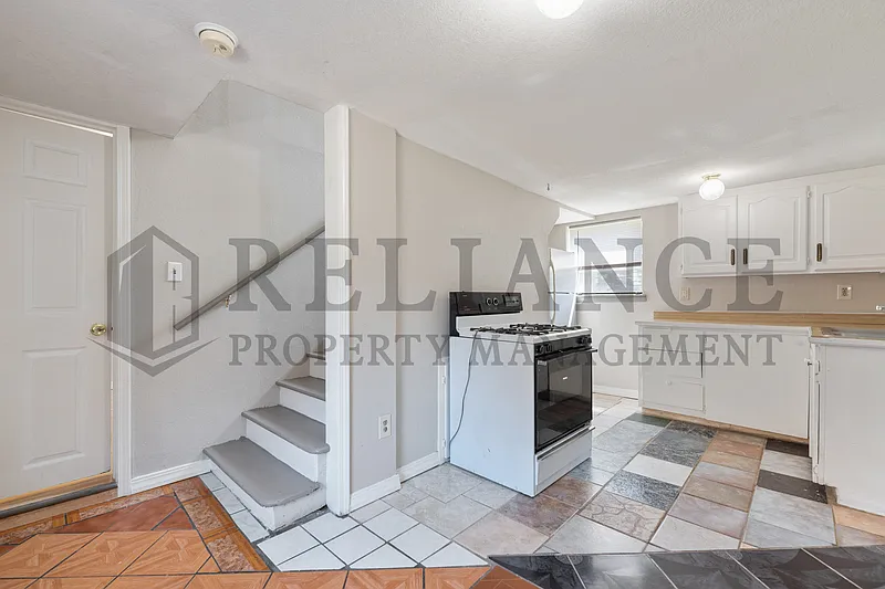 2 bed, 2.0 bath, 650 sqft, $745 — Photo 4