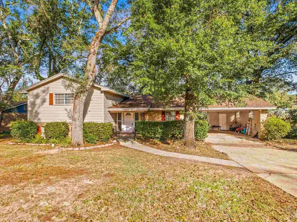 5356 Lakewood Dr, Milton, FL 32570