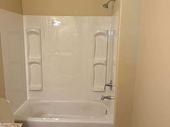 5th image of 2203 Amilcar Dr