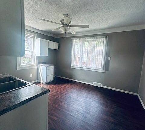 5th image of 5644 Gertrude St