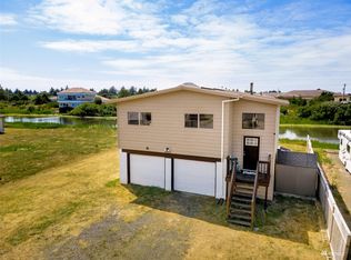 557 Canal Dr NE, Ocean Shores, WA 98569