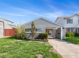 22493 E Ten Mile Rd, Saint Clair Shores, MI