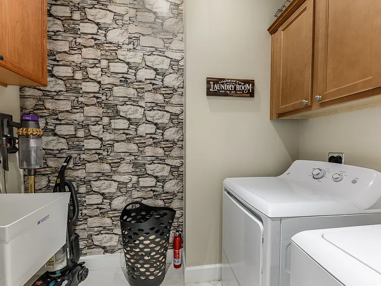 10300 Tarpon Landings Ter #4 — Photo 47