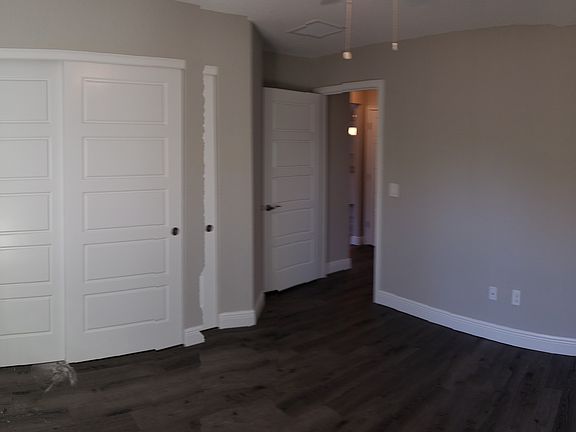 3rd image of 26 Olive Cir
