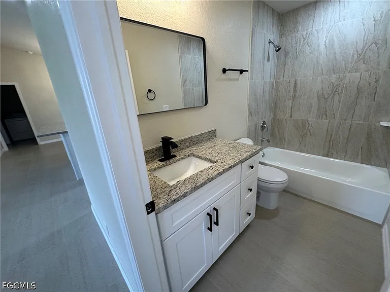 4426 SW Santa Barbara Pl — Photo 25