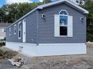 1540 Broadway #23, Raynham, MA 02767