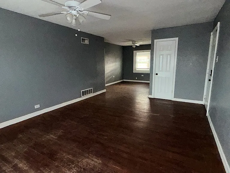 1101 N Carrizo St #6 — Photo 4