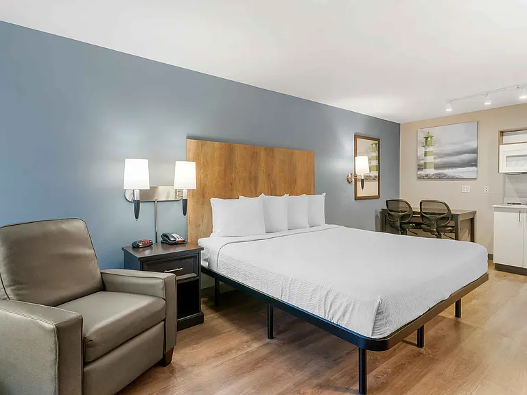 Studio Suite - 1 King Bed