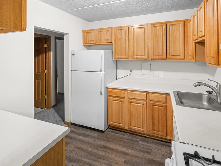 Rosewood West — Photo 12