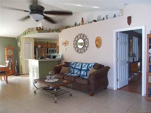 3rd image of 7941 N Ring Dr