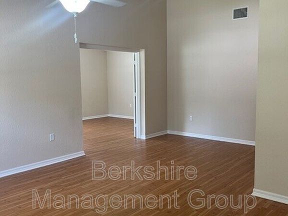 2nd image of 1106 Brook Meadow Dr