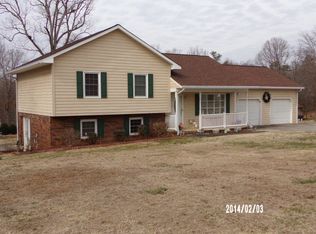 2430 Fishing Creek Rd, Wilkesboro, NC 28697