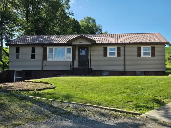 3437 Low Gap Rd, Troutdale, VA 24378