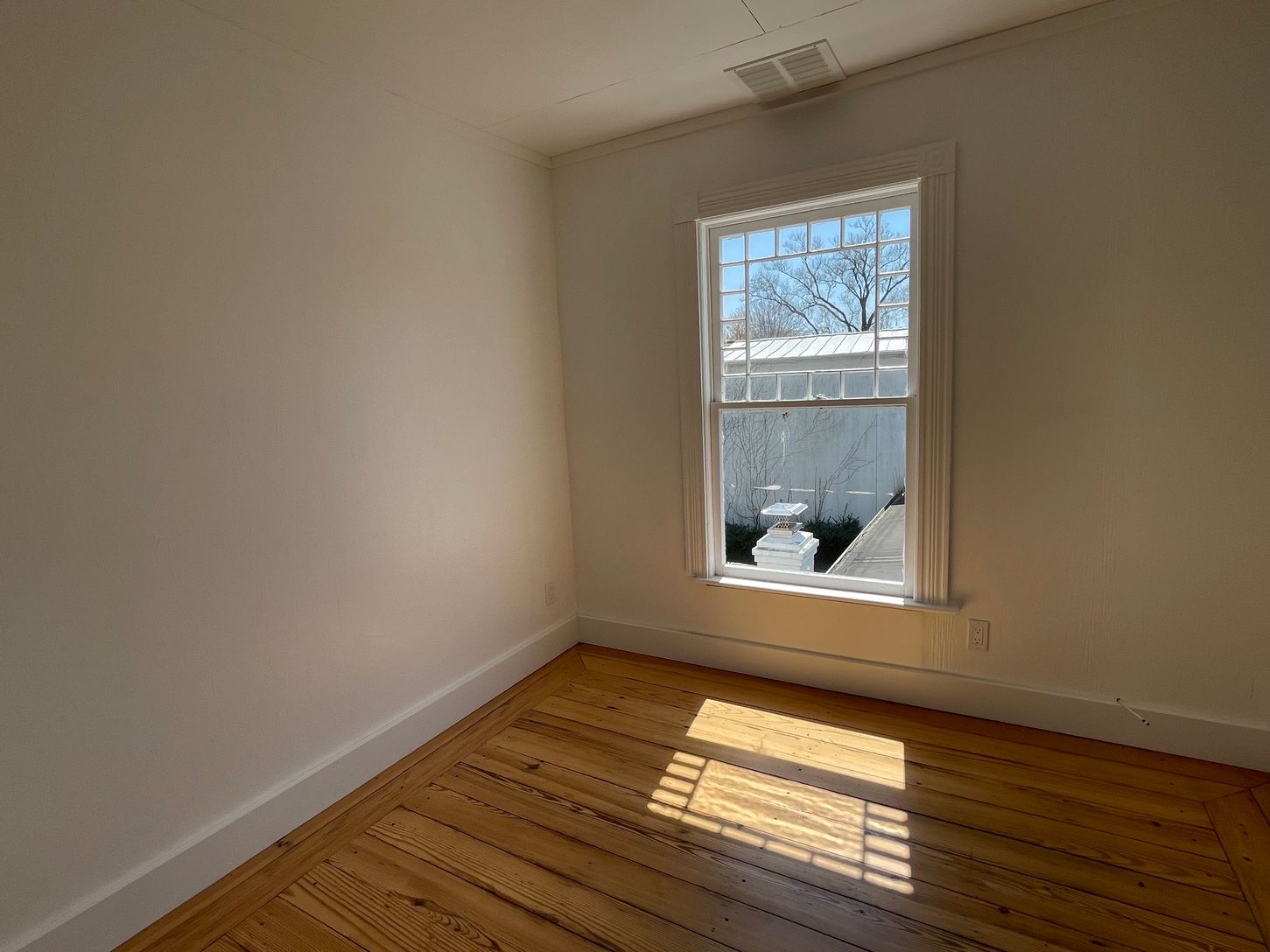 Guest Bedroom #1