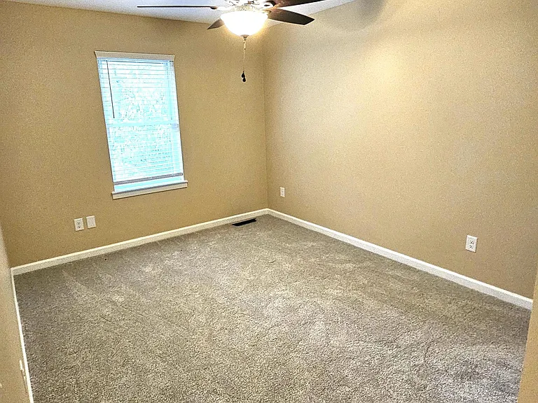 10279 Rosewood Ct — Photo 27