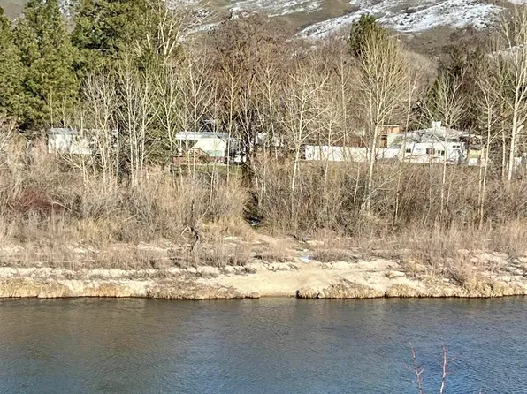 104 Hoff St, Horseshoe Bend, ID 83629