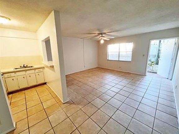 4th image of 1300 NE 3rd St #3df43698c