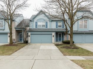 724 Alsace Cir, Buffalo Grove, IL 60089
