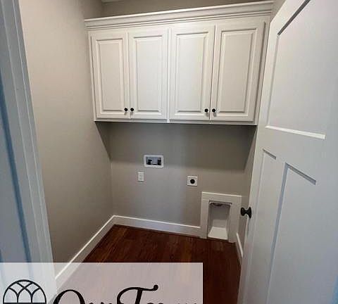 5th image of 5115 Durban Dr N