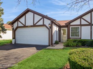 288 Whitewood Dr, Streamwood, IL 60107
