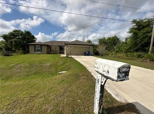 136 Zobora Cir, Fort Myers, FL 33913