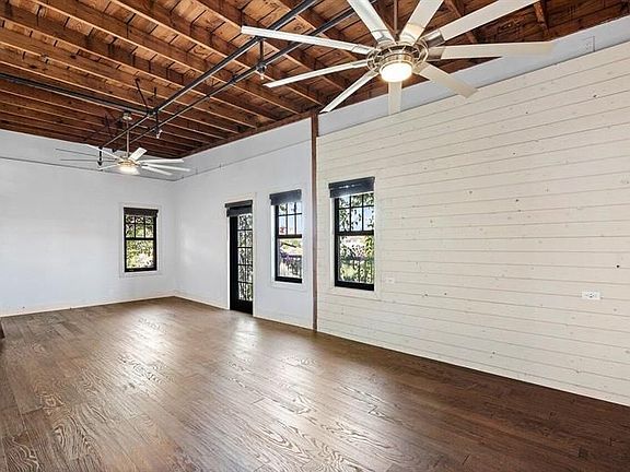 3rd image of 184 Sunset Ave #31
