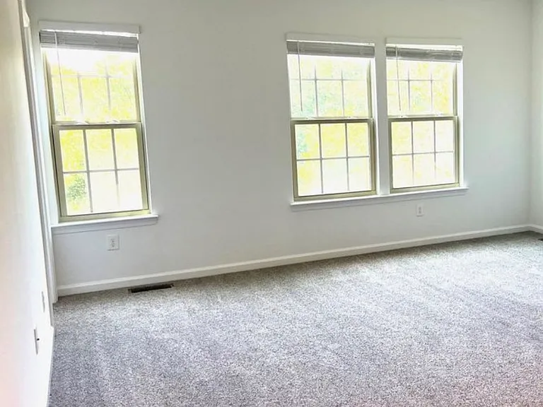 25884 Racing Sun Dr — Photo 8