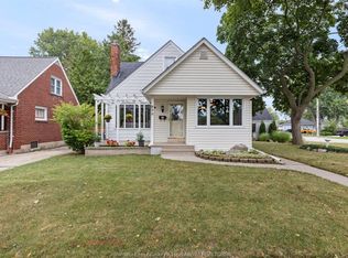890 Glidden Ave, Windsor, ON N8S 2N5