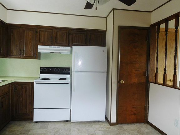 3rd image of 1174 12th St NW