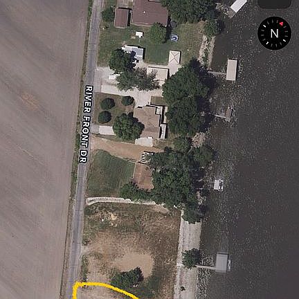 2nd image of 4531 River Front Dr