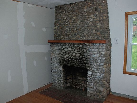 Fire place 7048 Cottage Grov