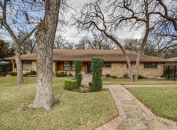4th image of 5825 Monterrey Dr