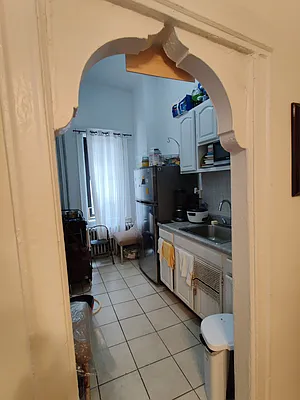 Rented by Signature Property Realty | media 23