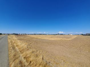 1 Dennis Rd, Madera, CA 93638