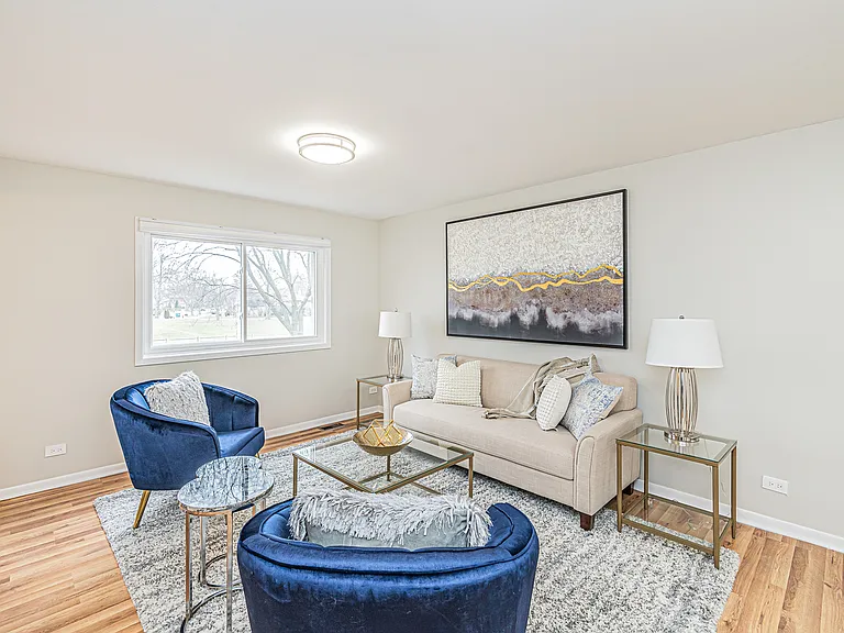 432 Skokie Blvd — Photo 3