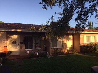 4013 Woodside Dr, Coral Springs, FL 33065