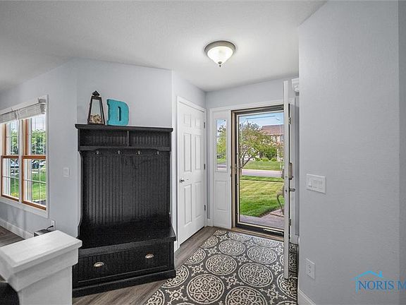 4th image of 25128 Belmont Ct