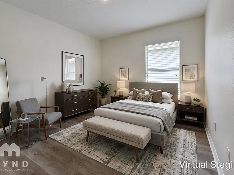 1212 Oak Pond St — Photo 4