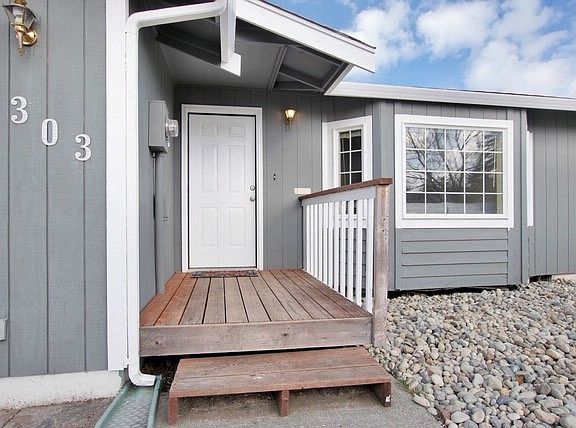 3rd image of 7303 191st Street Ct E