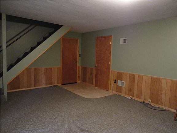 4th image of 529 Abington Dr