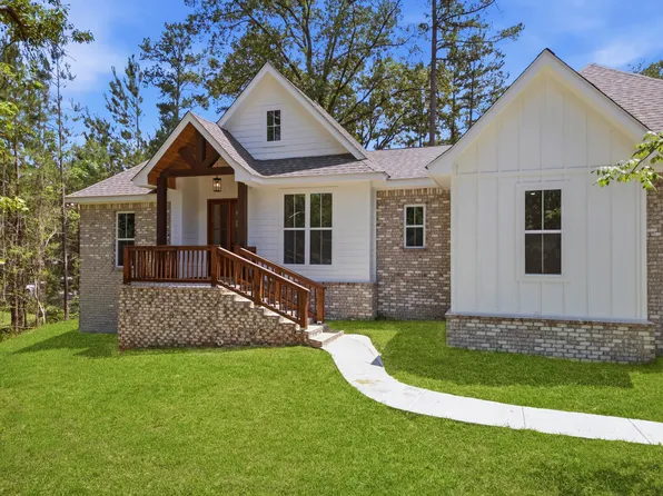 14 Shawnee Ln, Hattiesburg, MS 39402