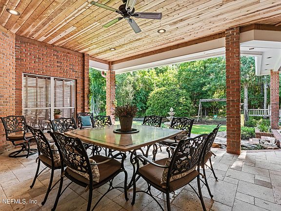 4th image of 8633 PEBBLE CREEK Lane