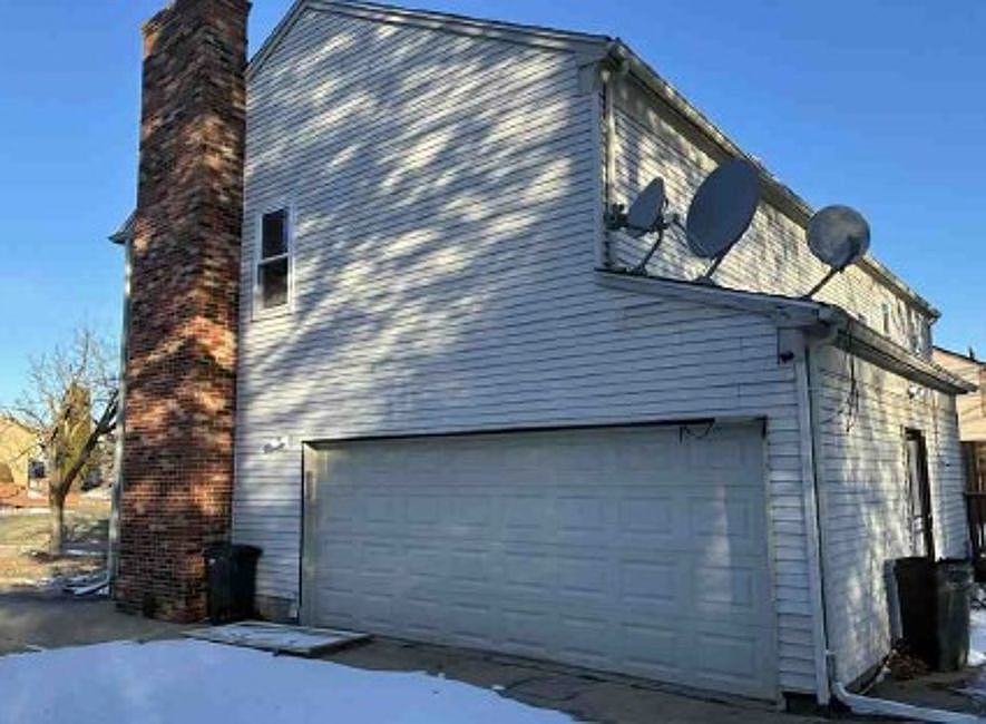 5717 Greenbriar Dr, photo 3