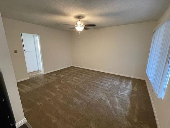 3rd image of 841 Grand Ave #7
